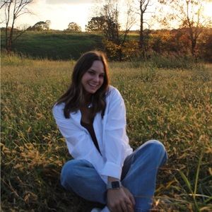 Meet your Posher, Cherith